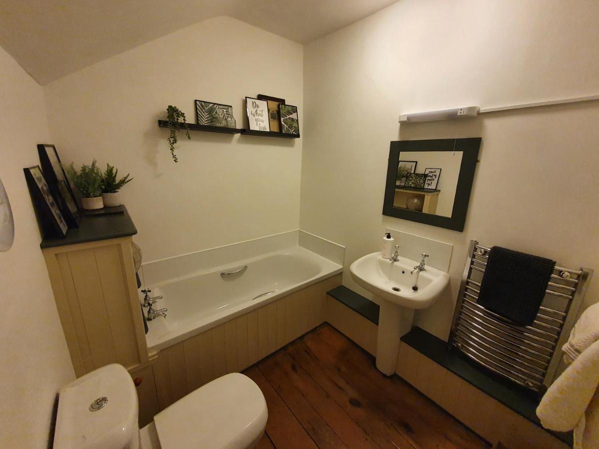 Cosy Cottage In Heart Of Llangollen Ngoại thất bức ảnh